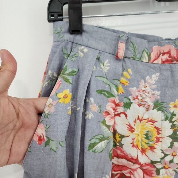 Lauren Ralph Lauren Floral High Waist Shorts - Blue and Red - Picture 4 of 7